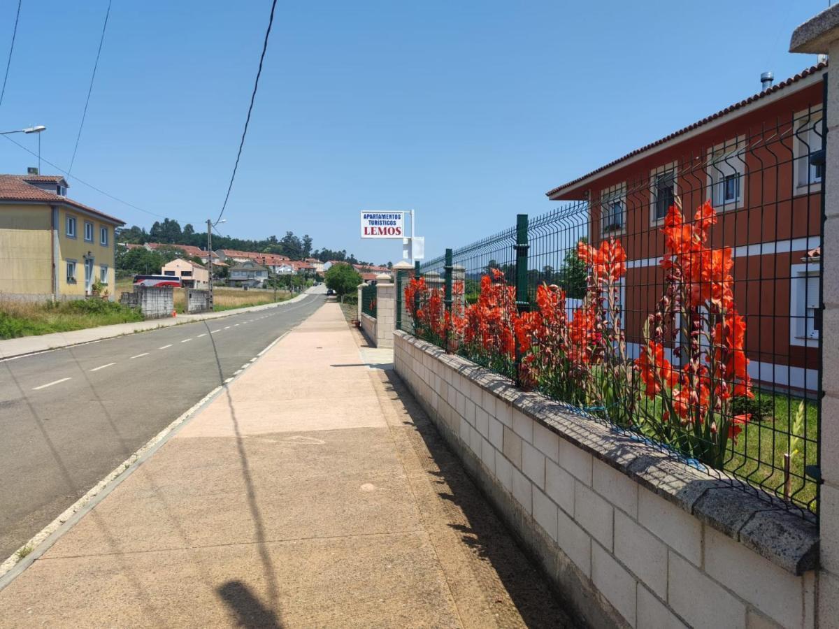 Apartamentos Turisticos Lemos O Pedrouzo Esterno foto